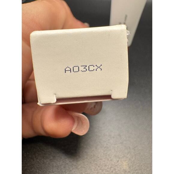 NWT Glossier Cloud Paint Cheek Color in Shade Coast - Picture 3 of 5